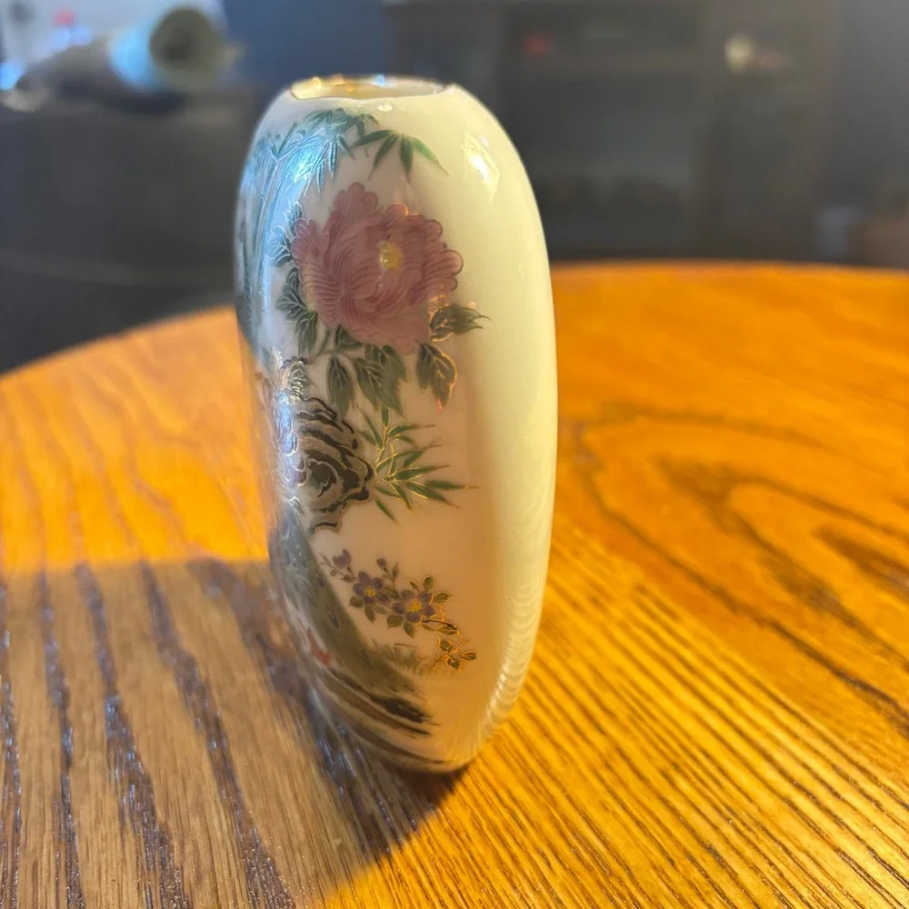 Toyo Japan Green Peacock Ceramic Vase Gold Gilt Floral Porcelain Flattened Ovoid